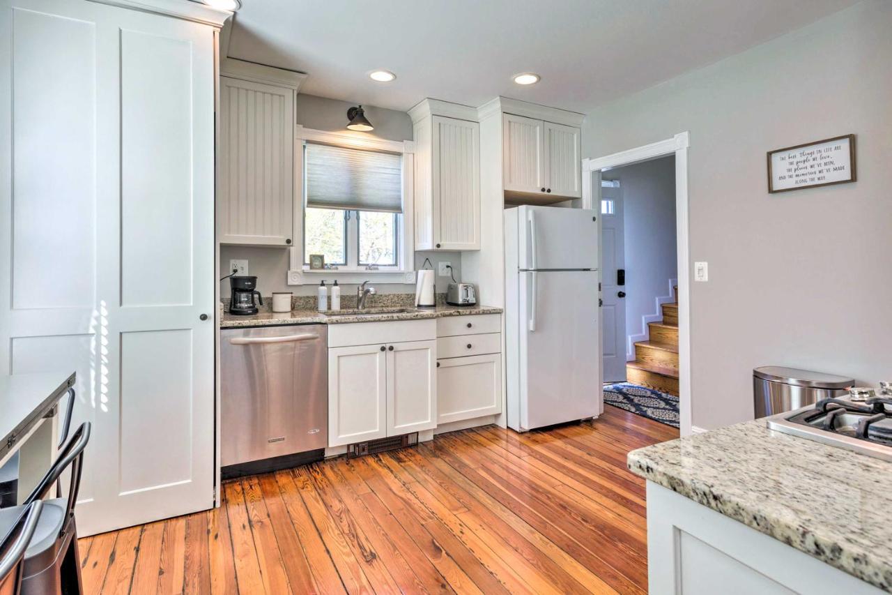 Mystic Refuge With Patio Less Than 1 Mi To Downtown! Extérieur photo