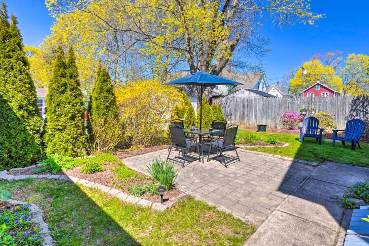 Mystic Refuge With Patio Less Than 1 Mi To Downtown! Extérieur photo
